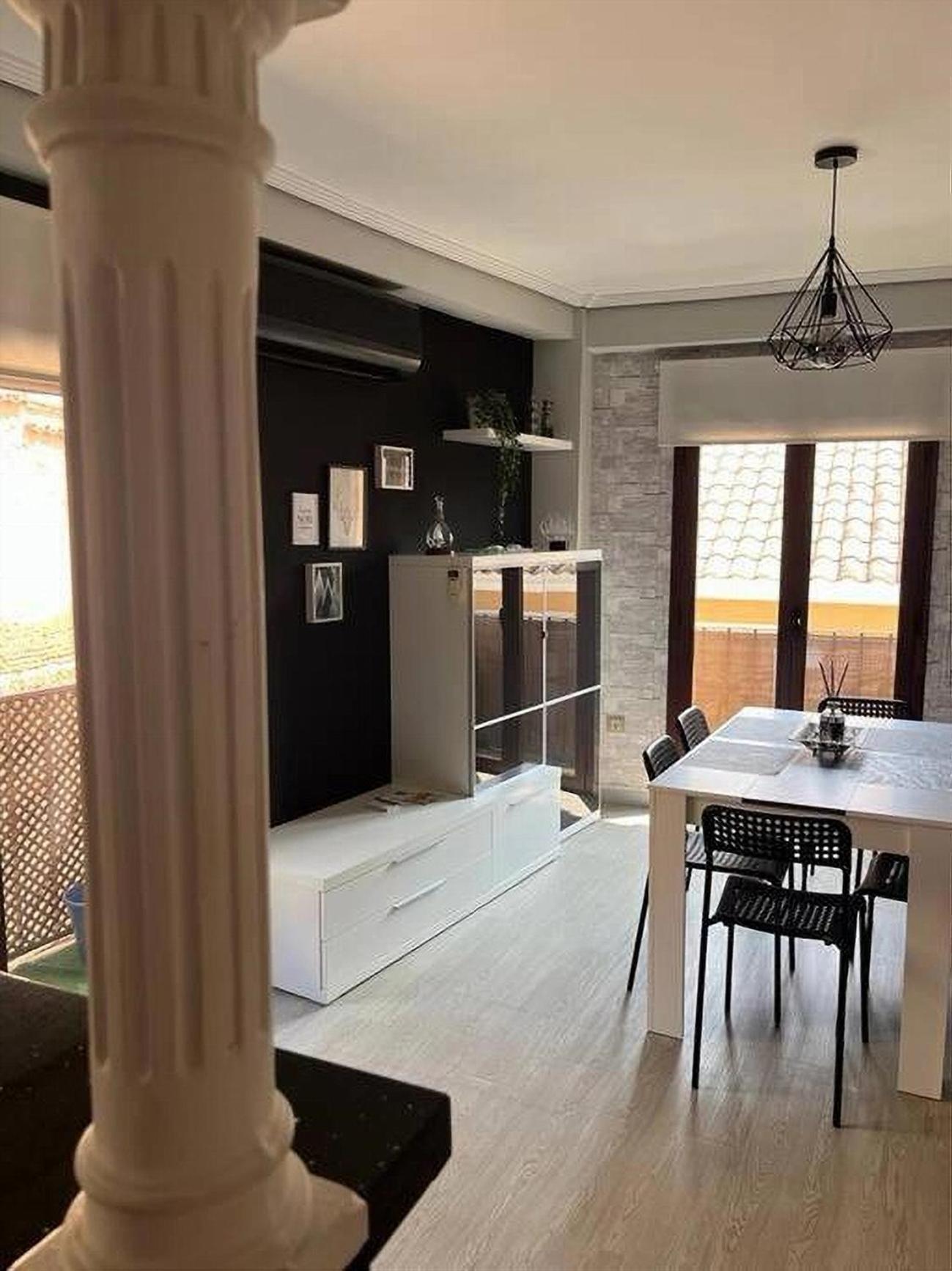 Apto Familiar Balcones A La Muralla กอร์โดบา ภายนอก รูปภาพ