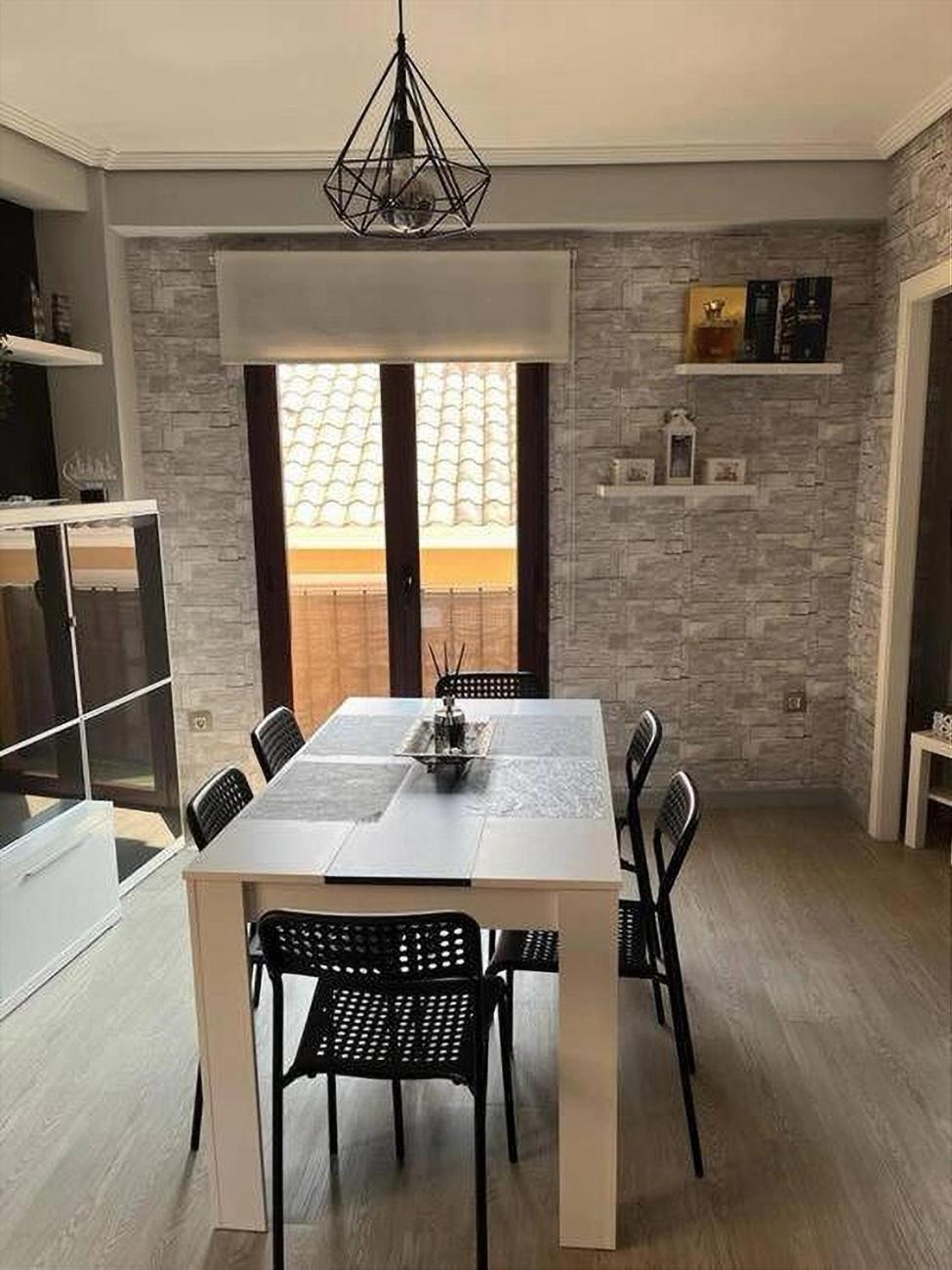 Apto Familiar Balcones A La Muralla กอร์โดบา ภายนอก รูปภาพ